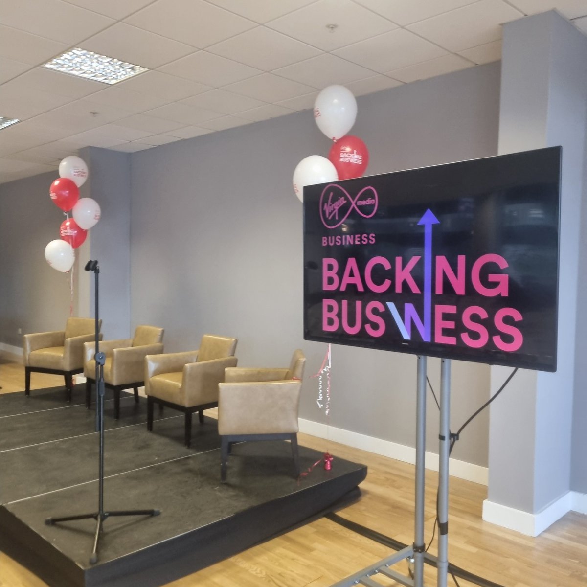 VMBusinessIRL's tweet photo. All set for #Backingbusiness launch Today! https://t.co/J2URLVtwbJ