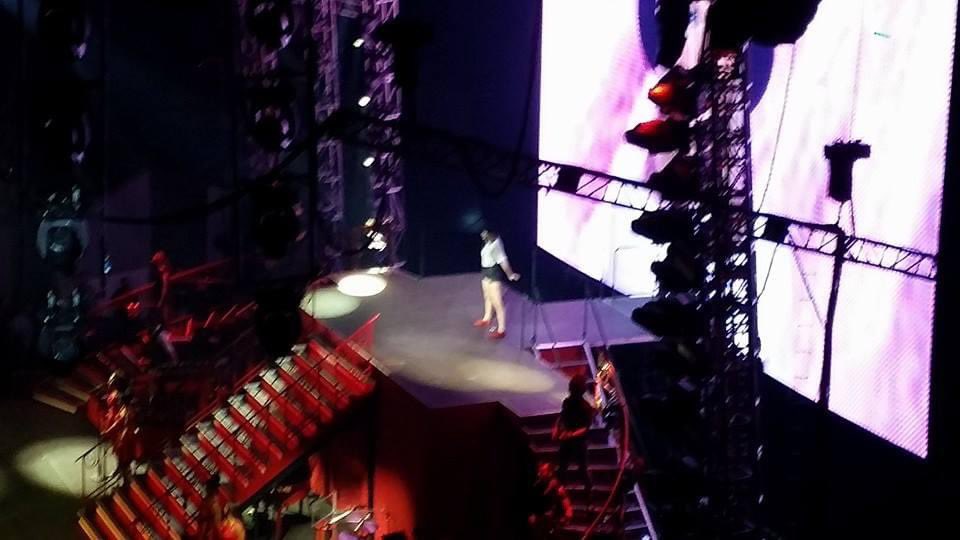 bleachxlla's tweet photo. Here are some of my photos from the Red Tour 9 years ago https://t.co/XtPKus6unI