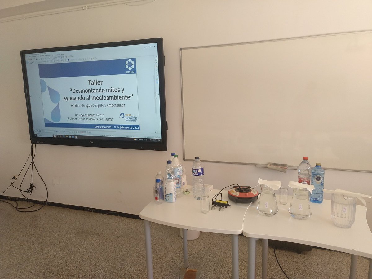 Todo preparado para el taller sobre aguas en el CIFP Zonzamas (Lanzarote) 💧💧
Se descubrirá cual es el agua del grifo y cual la embotellada?