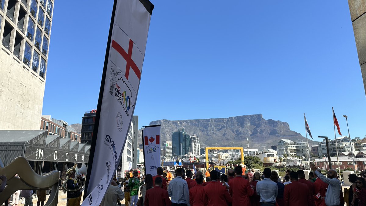 Some action photos from the first 2 matches: Zimbabwe : smugmug.com/gallery/n-gG57… USA: smugmug.com/gallery/n-GXnP… @ApexGlobalGroup @Gentlemenplayer @TTMSportsTours @DeLonghiUK