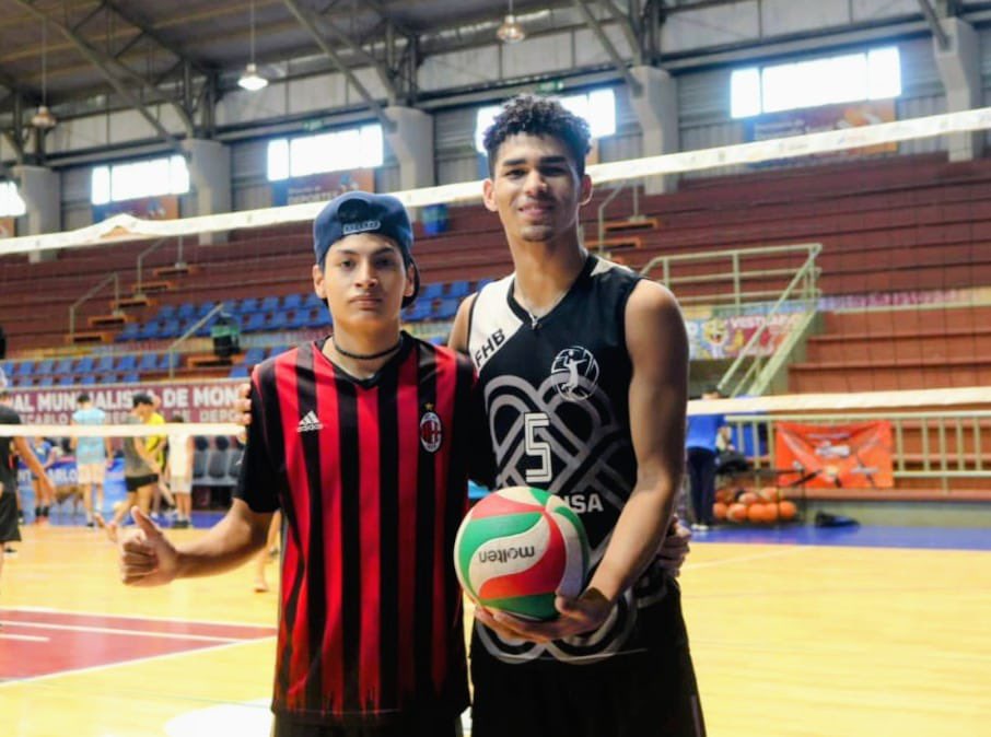 Comenzó la disciplina de Voley en nuestra Escuela de Iniciación Deportiva Municipal 🏐

facebook.com/share/oiaUbbEH…