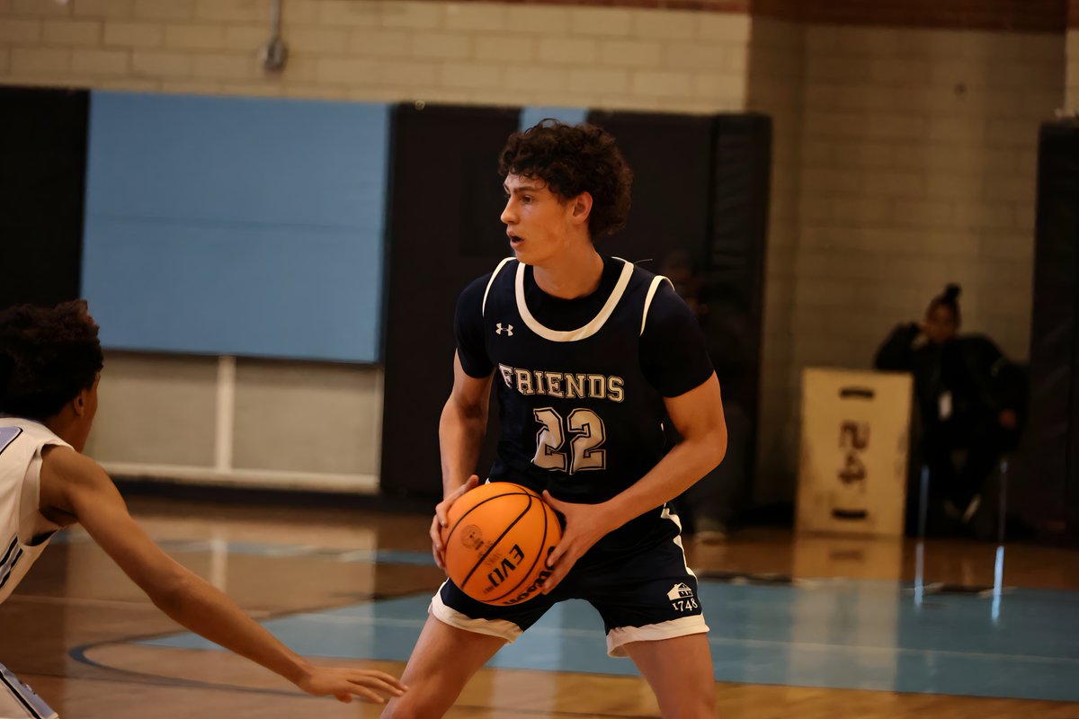 WilmFriends's tweet photo. Boys' 🏀 defeated Dickinson yesterday, 61-51. Ryan Tattersall ’25 scored a game-high 22 points while Joey Winchell ’25 netted 16. Steven Morris ’24 added 11. https://t.co/6DHgcRNOe7