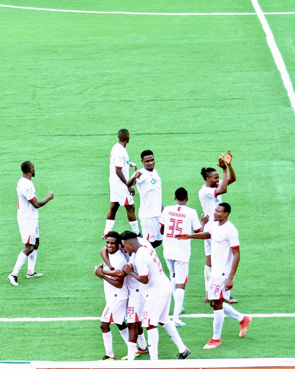 Rangers_Intl's tweet photo. Magic moment from our left full back Kenneth Igboke against Akwa United! ⚽️🎉 #TeamSpirit #VictoryGoal https://t.co/BEBwxetyjw