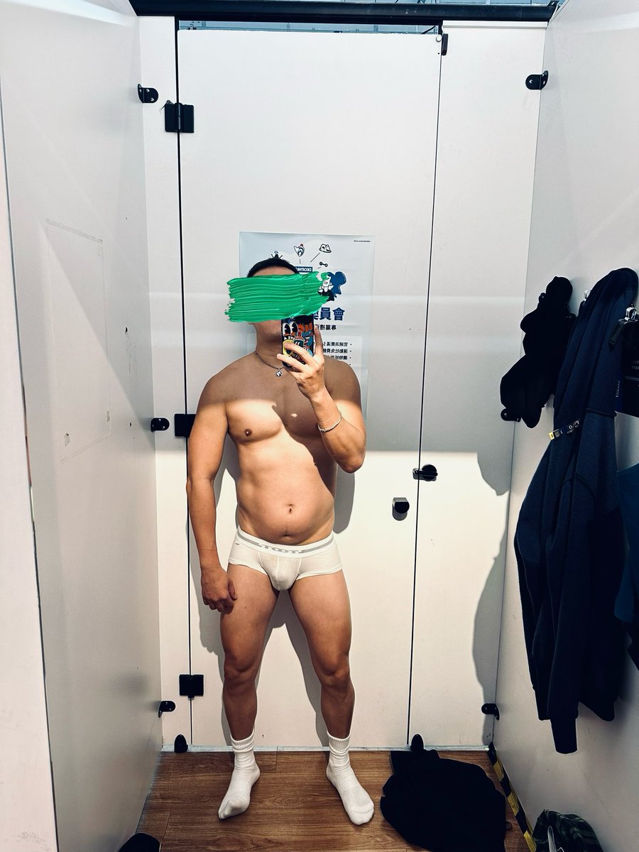 HOWARD HUANG tweet media