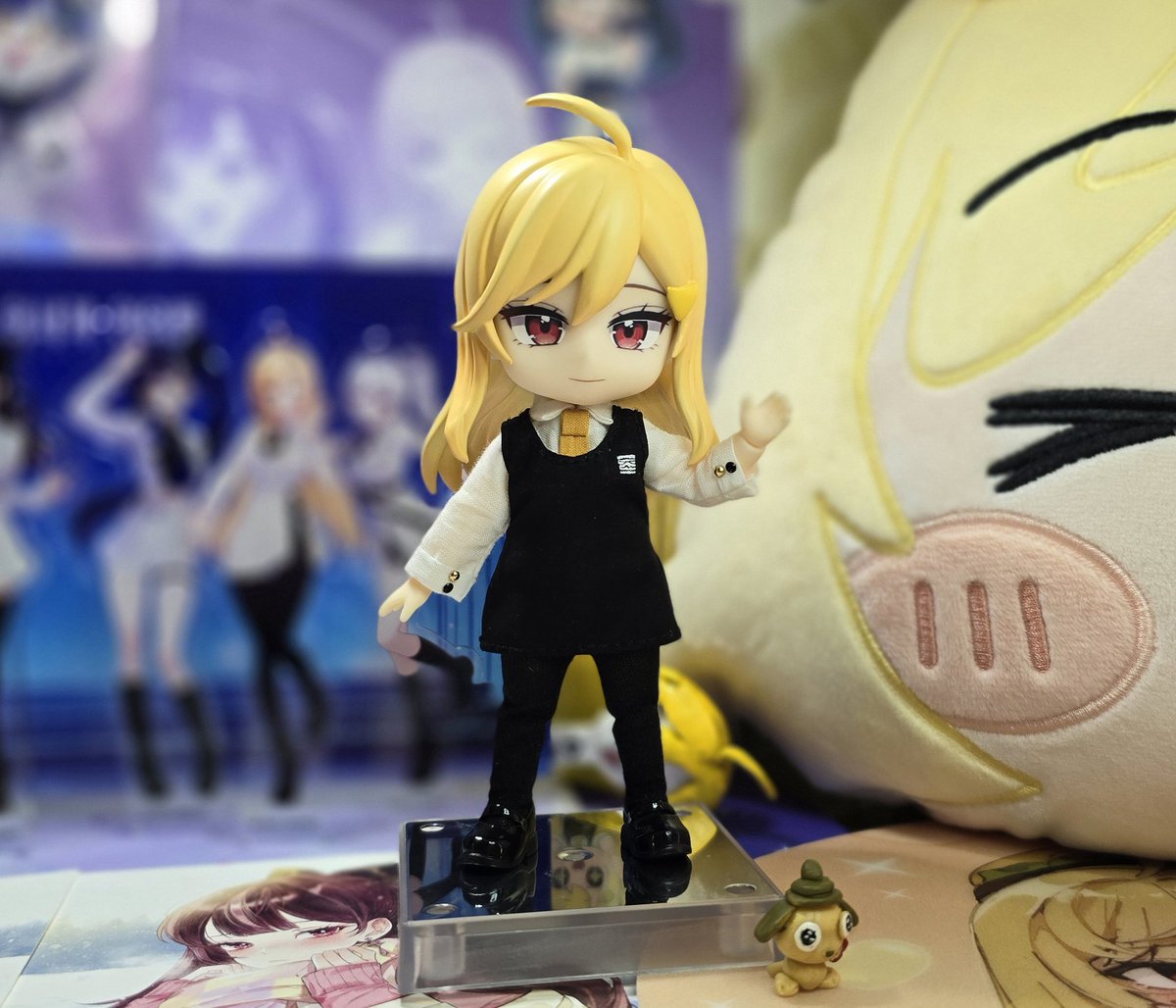 DOMOO_vrc's tweet image. 부가땅 넨도로이드 피규어 완성했습니다!

이세돌 처음 덕질 할 때부터 생각만 해오던 작업인데 3년이 지나서야 실물로  구현해보네요..

의뢰 받아주신 작업자분들 너무 감사드립니다ㅠ 귀여워 미치겄슴다

헤어개조: 지인분
헤어도색: @carrettas_88
의상제작: @Linkkoo3
페이스데칼: @canopu_s_c