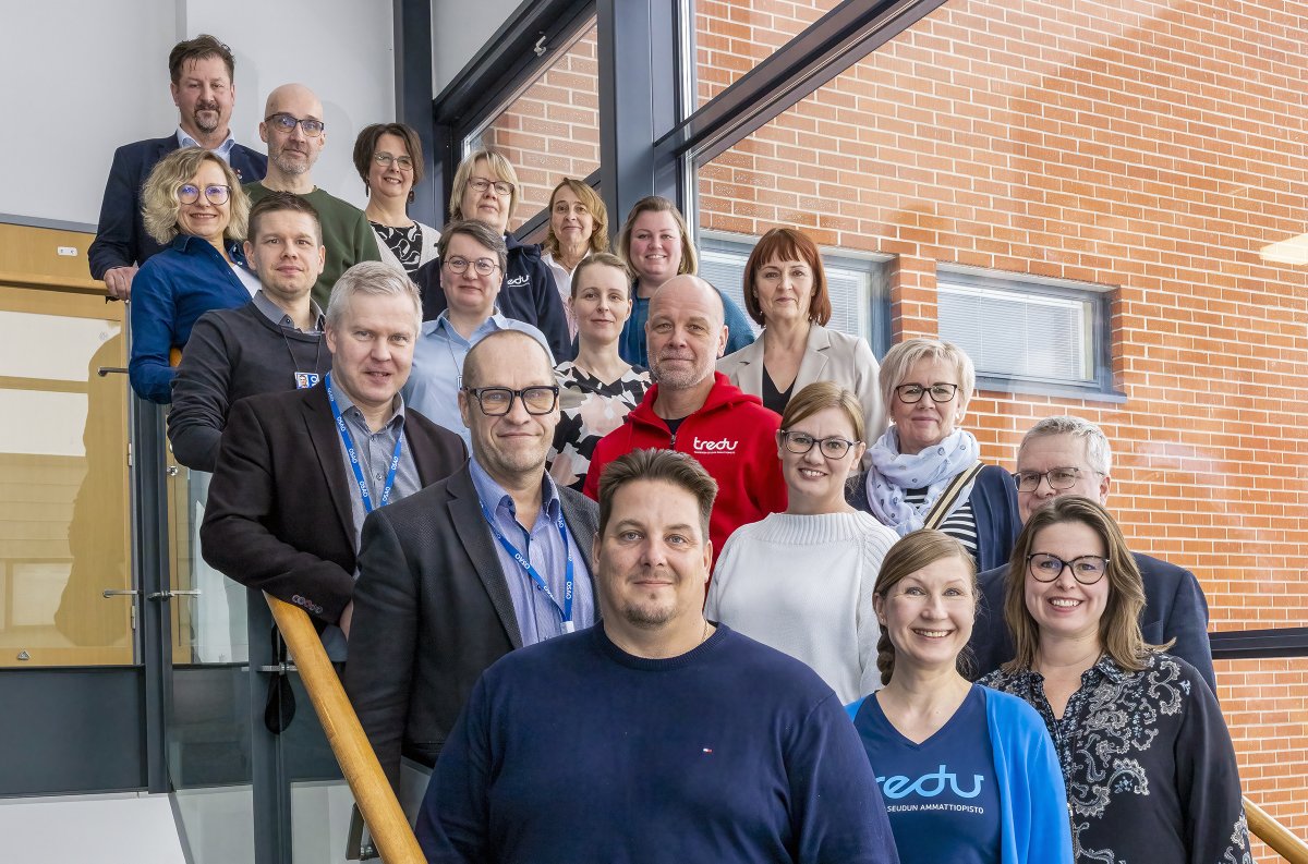 Saimme tänään vieraaksemme <a href="/treduofficial/">Tampereen seudun ammattiopisto Tredu</a>´n johtoryhmän Tampereelta. Yhteisinä asioina olivat muun muassa työn suunnittelu, toiminnan ohjaus, johtaminen, yritysyhteistyö sekä henkilökohtaistamisen prosessi.