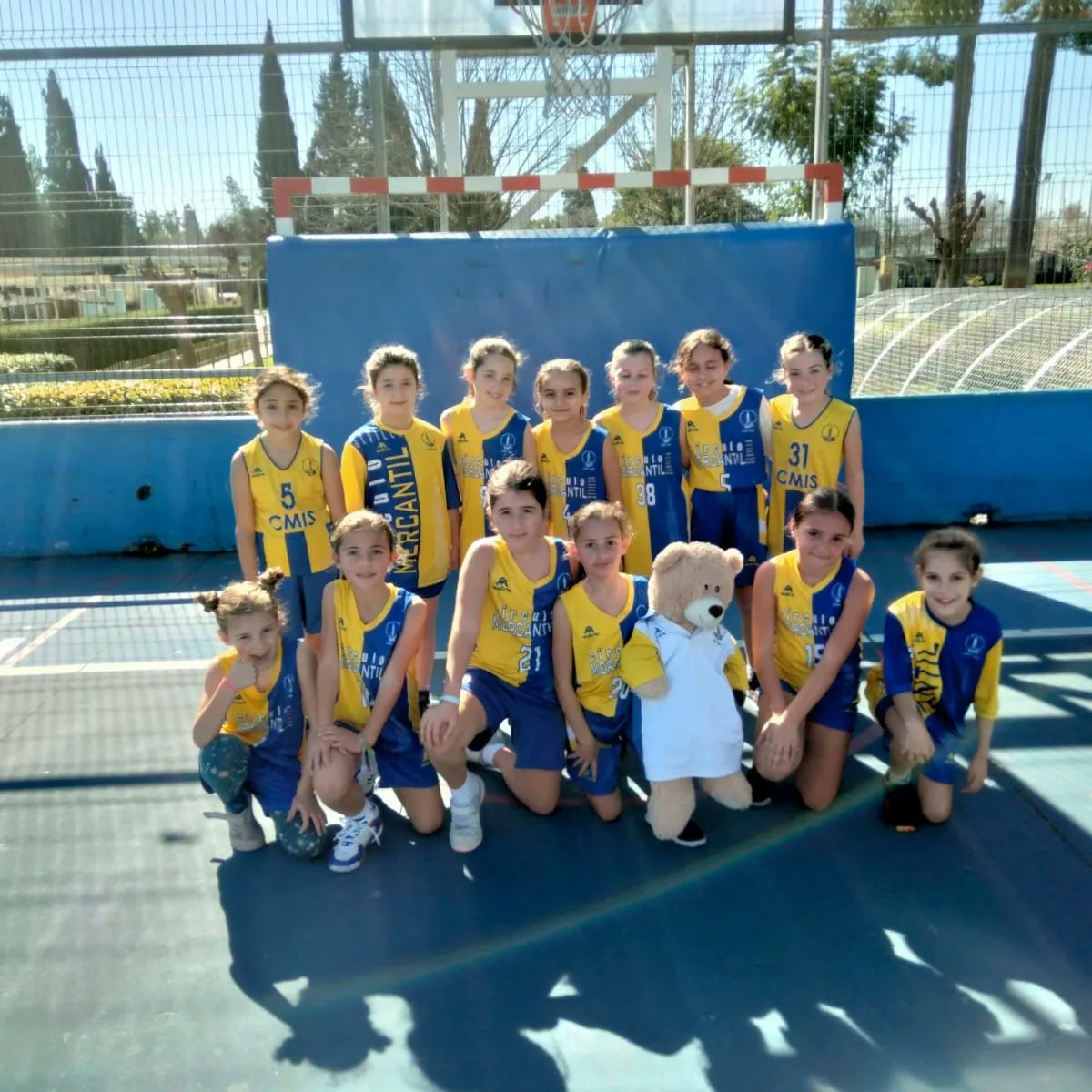 CMIBasket's tweet photo. RESULTADOS DEL FIN DE SEMANA!!
@cbaleixandre 36 - 20 Alevín Fem
@CBCareba 10 - 40 Infantil IMD Fem
@cbaleixandre 32 - 18 Alevín Masc
Cadete FAB Masc 52 - 43 @PgsportBasket 
Benjamín Fem 4 - 35 @CNauticoSevilla https://t.co/6MrarhdpfG