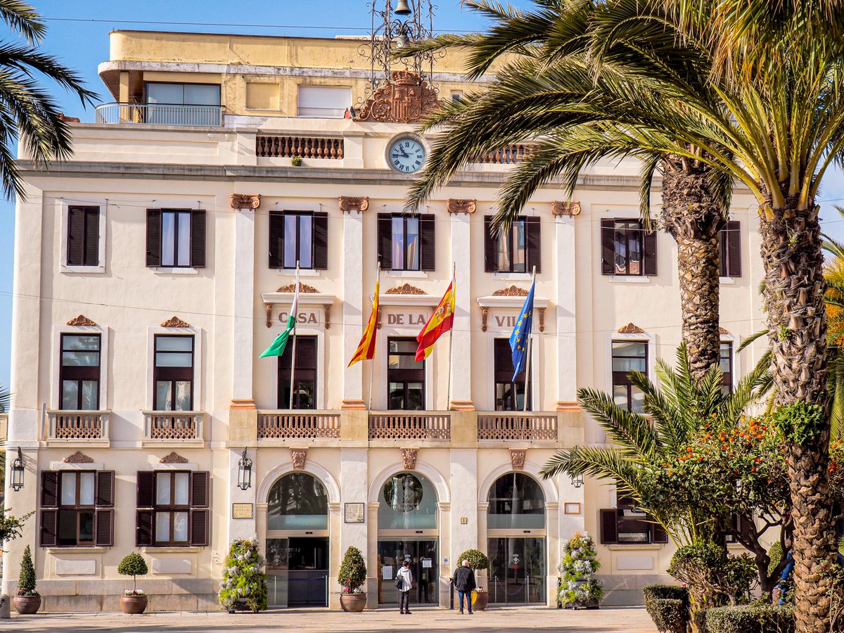 🆕 Ofertes d'Ocupació Pública a l'Ajuntament de #Lloret
👉 Procés selectiu per cobrir dues places d’Administratiu/va
📝  Presentació instàncies: fins a l'11/03
➕ info i bases 👉 bit.ly/OP-AuxAdminist…
💻 tramits.lloret.org/OAC/CdT.jsp?tr…
👉 lloret.cat/citaprevia
👉 Oficines de correus