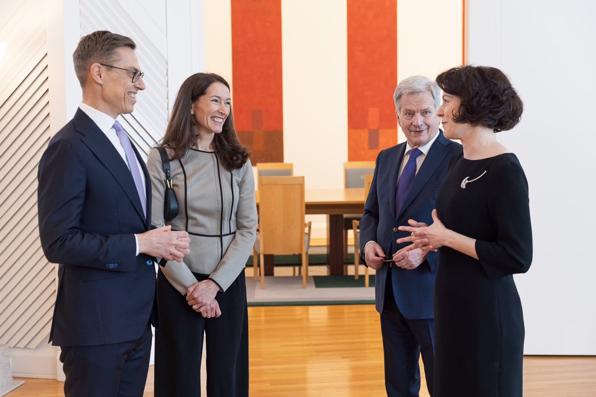 Oli mukava isännöidä tänään tulevan presidenttiparin vierailua Mäntyniemessä. Paljon keskusteltavaa presidentin toimen ainutlaatuisuudesta ja kokonaisvaltaisuudesta. Kiitos vierailustanne @AlexStubb ja Suzanne Innes-Stubb.