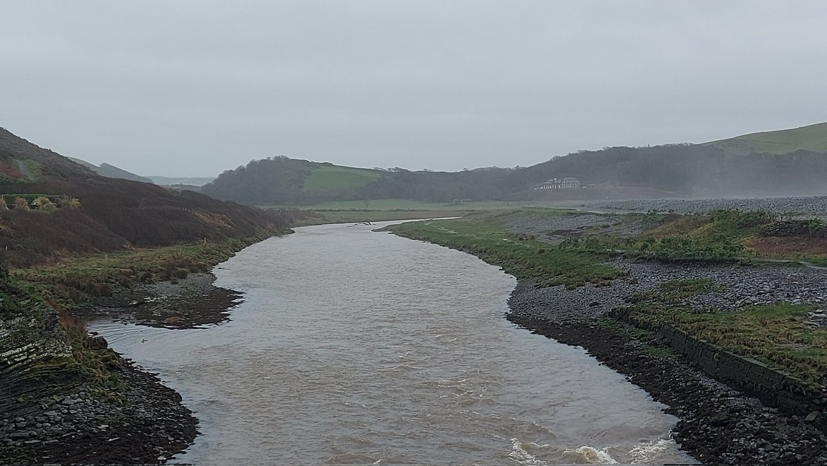 wendiihouse's tweet photo. Wet #glaw #llwyd #gray @S4Ctywydd @metoffice @bbcweather @itvweather #Aberystwyth https://t.co/KCguk7x1WH
