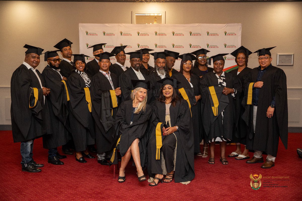 Thato_Pru's tweet photo. Education is fashionable π€πΌπ€πΌ this is beautiful
@OfficialSASSA
@nda_rsa
#EducationTheOnlyEqualiser
#RPLGraduation https://t.co/gklp582hqa
