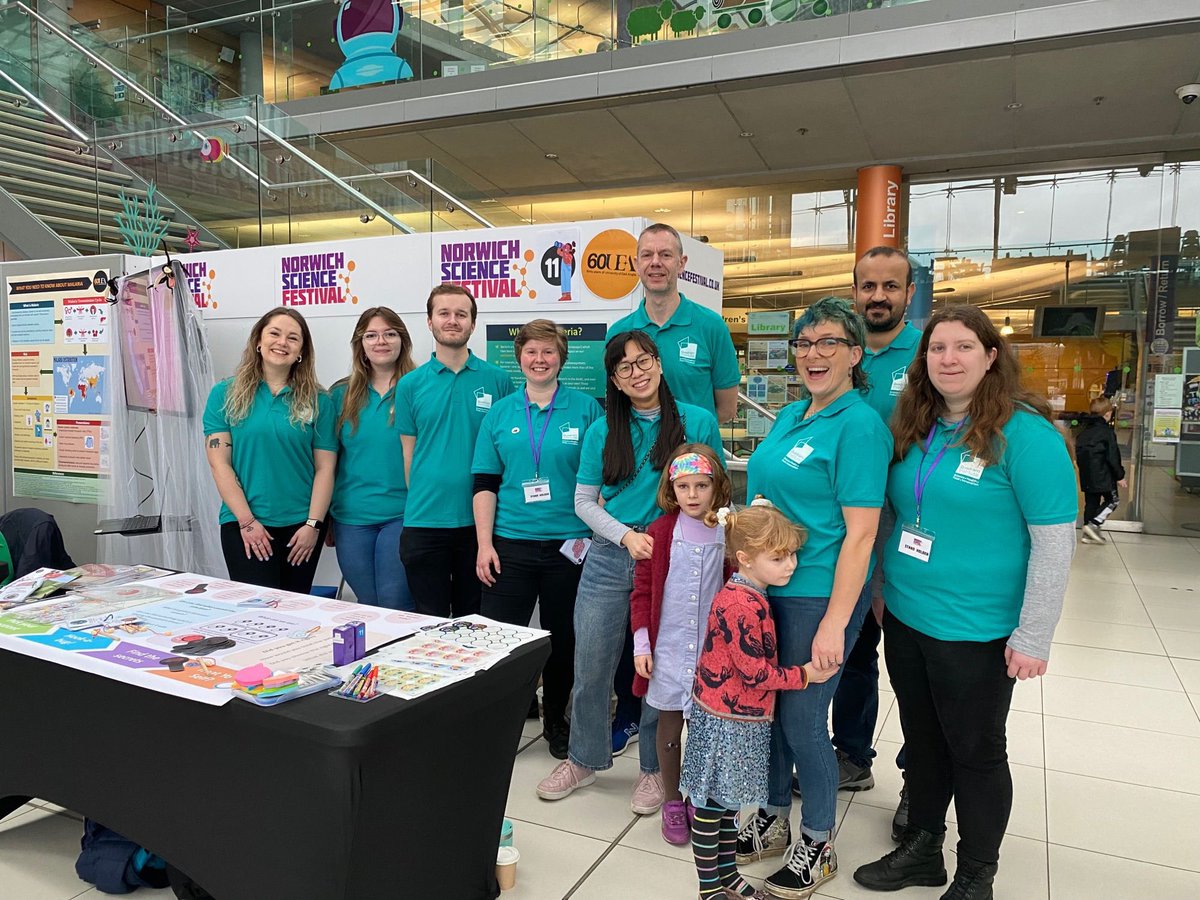 Emma Holden (@emmaraholden) on Twitter photo Representing <a href="/TheQuadram/">Quadram Institute</a> at <a href="/NorwichSciFest/">Norwich Science Festival</a> talking to kids about #AMR 🧬🧫🔬 Representing <a href="/TheQuadram/">Quadram Institute</a> at <a href="/NorwichSciFest/">Norwich Science Festival</a> talking to kids about #AMR 🧬🧫🔬