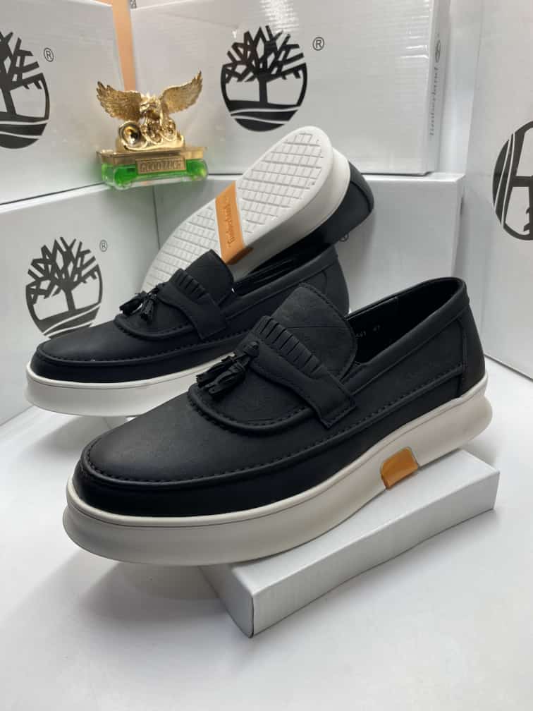 Damilola52's tweet photo. NEW ARRIVALS 
N25,000
BLACK : 40 - 46 
BROWN : 43 - 46 
HIGH QUALITY  
FULLY BOXED https://t.co/fmMDafk9d9