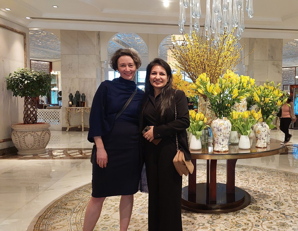 Great meeting with @AnnaK_Hornidge, Director @IDOS_research. Excited to be @raisinadialogue in New Delhi. Let's spark meaningful conversations and positive change together!
I'm so glad to be a part of the #MGGNetwork 🤗🤝