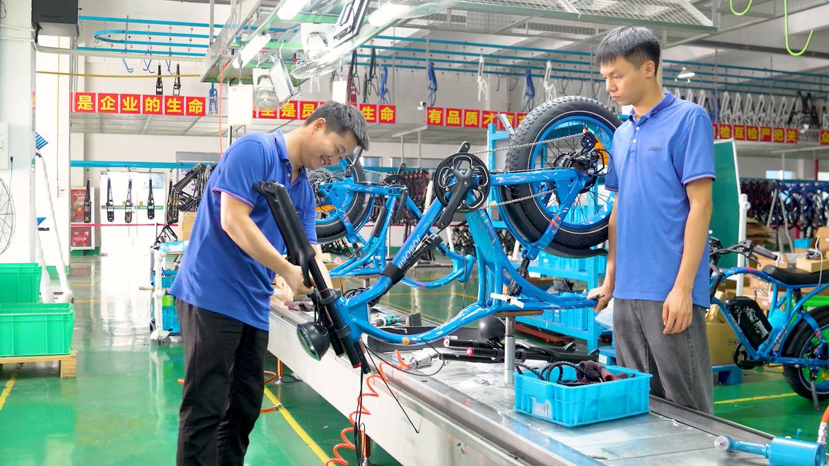 What factors are most important to you when choosing an E-Bike OEM/ODM manufacturer?
____
#ebikemanufacturer #ebikesupplier #ebikevendor
#ebikewholesaler #ebikedealer #ebikedistributor #ebikecompany
#ebikeexporter #ebikeimporter #ebikewholesaler #ebikewholesale
#Jobobike #Jobo