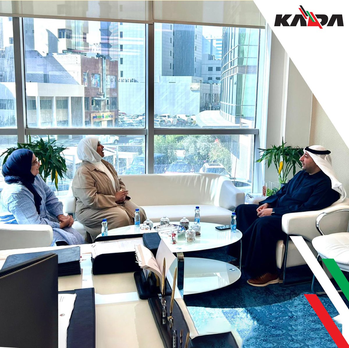 kada_kw's tweet photo. الوزير معرفي يلتقي مدير عام الوكالة الكويتية لمكافحة المنشطات ونائبه .

قام وزير الدولة لشؤون مجلس الأمة وزير الدولة لشؤون الشباب وزير الدولة لشؤون الاتصالات داود معرفي بزيارة لمقر الوكالة الكويتية لمكافحة المنشطات ضمن جولاته الميدانية للجهات التابعة له . https://t.co/oD3nEcDPgx