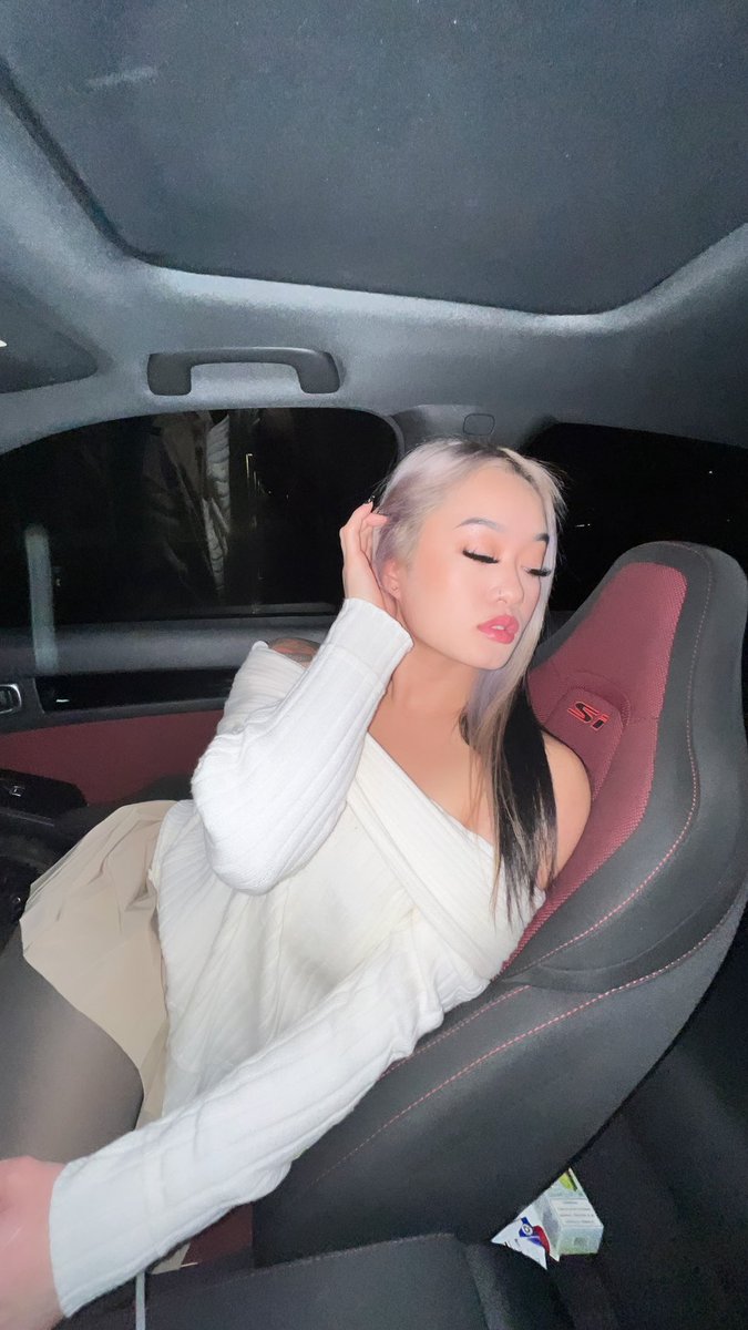 yung_nadz's tweet photo. lulugunblade face reveal https://t.co/WzzqfBXtvI