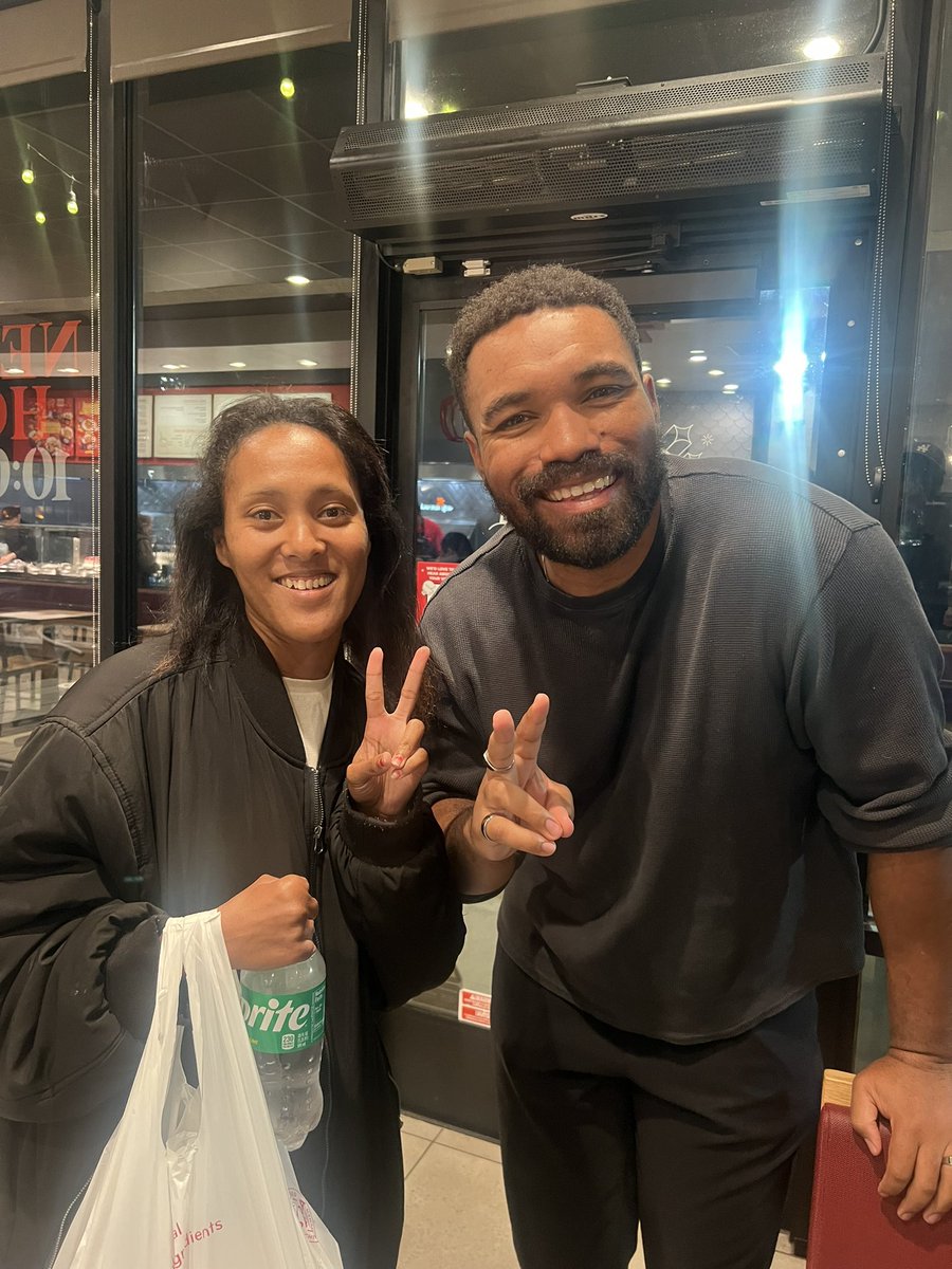 2pillowthoughts's tweet photo. oh btw i met THE JORDAN THE STALLION
on accident just deciding if i wanted panda express or not 😂 😭  
someone said we look like siblings 😆 https://t.co/qfZja7gDYS