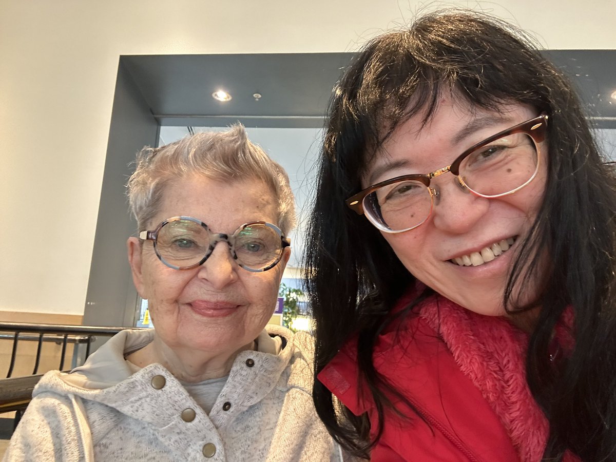 lorene1voice's tweet image. Drinking lattes and sharing #SurreyBC stories with the fabulous Penny Priddy. #femtor #womeninleadership #womenequality #history #TrueSurrey #SurreyNorth #SurreyCityCentre