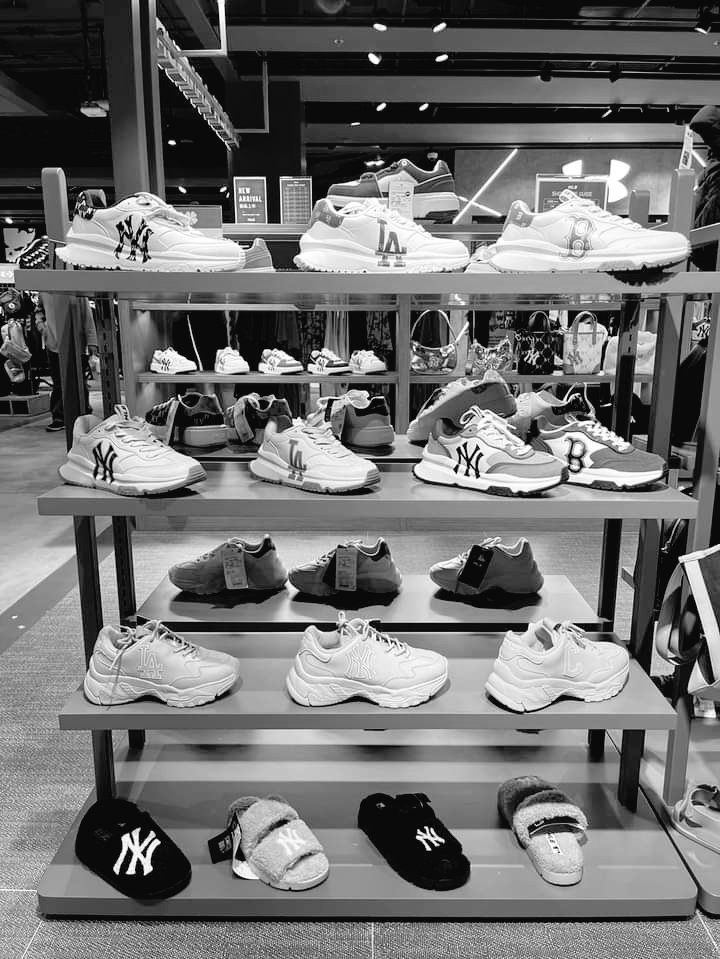 97≛𝐖𝐞𝐞𝐤𝐞𝐧𝐝-𝐎𝐧𝐞 𝐎𝐟 𝐓𝐡𝐞 𝐆𝐢𝐫𝐥𝐬 ✪ (@s4ssxw) on Twitter photo 