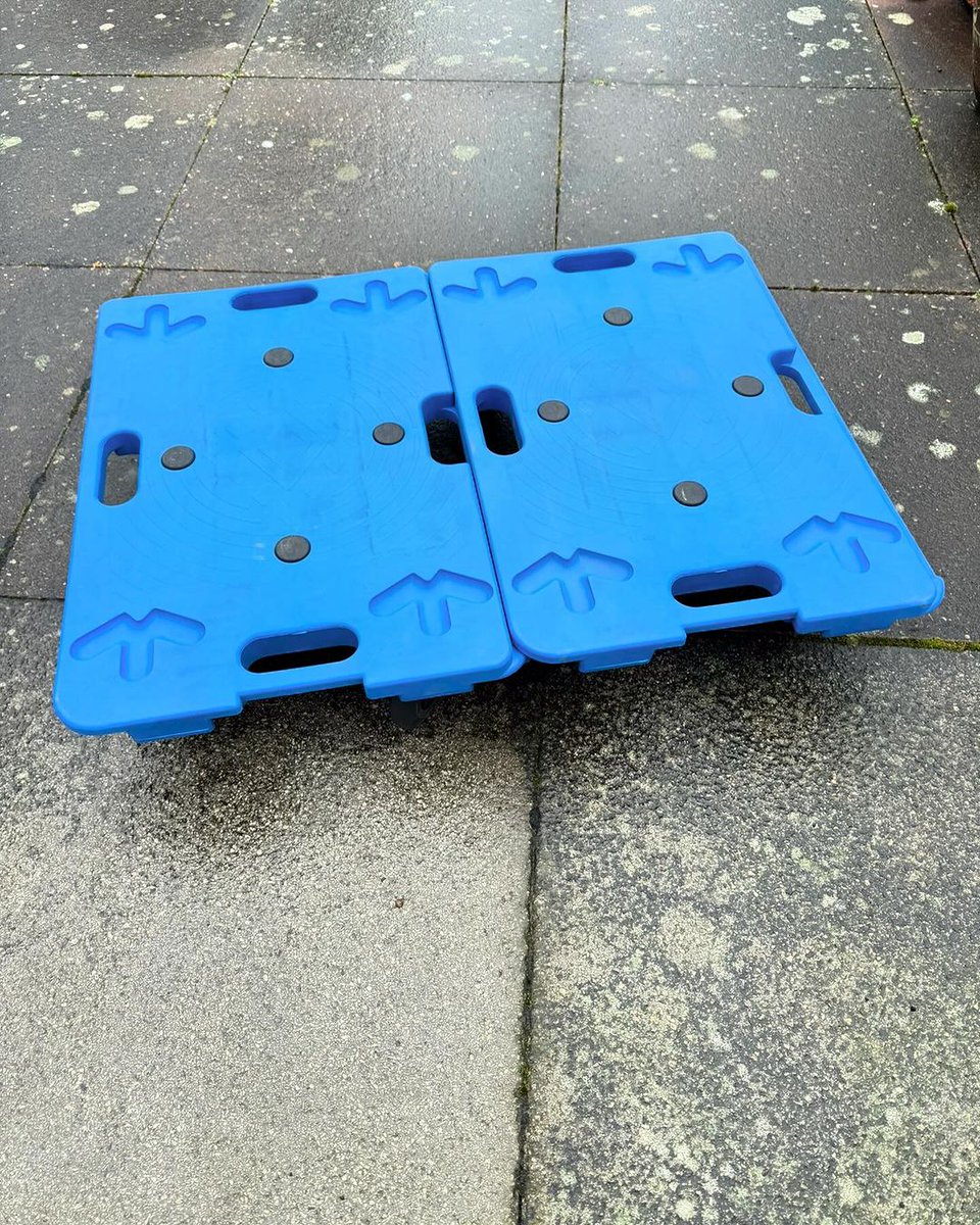 EvoSupplies1's tweet photo. Sharing some images from @SameDayCoventry’s recent appreciation post about our #HelloDollies #Interconnecting #PlasticDollies:
“These are excellent ... another excellent product from a great forward-thinking company that makes our lives on the road so much easier.”
#EvoSupplies https://t.co/wildqSebbg
