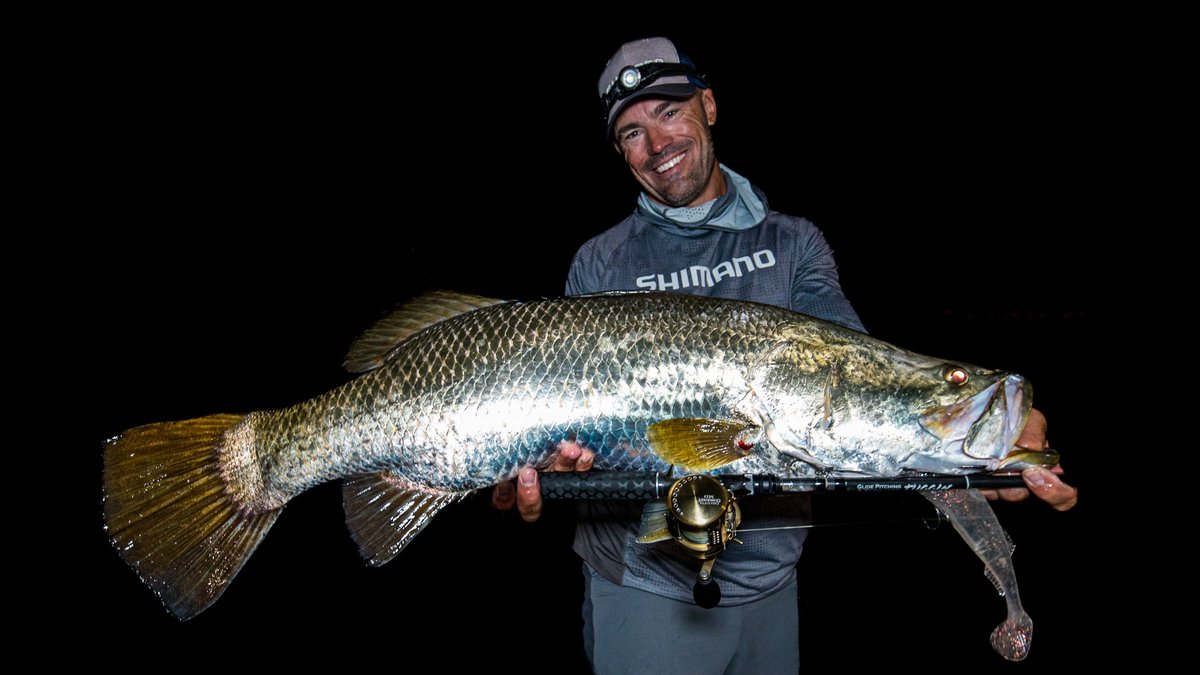 deandotfish's tweet photo. Loving chasing the salties and the salties are loving chasing my new colour around! #saltwater #barramundi #silvis #clear #nineinch #bigbaits #bigbites https://t.co/4eTu8fod9O