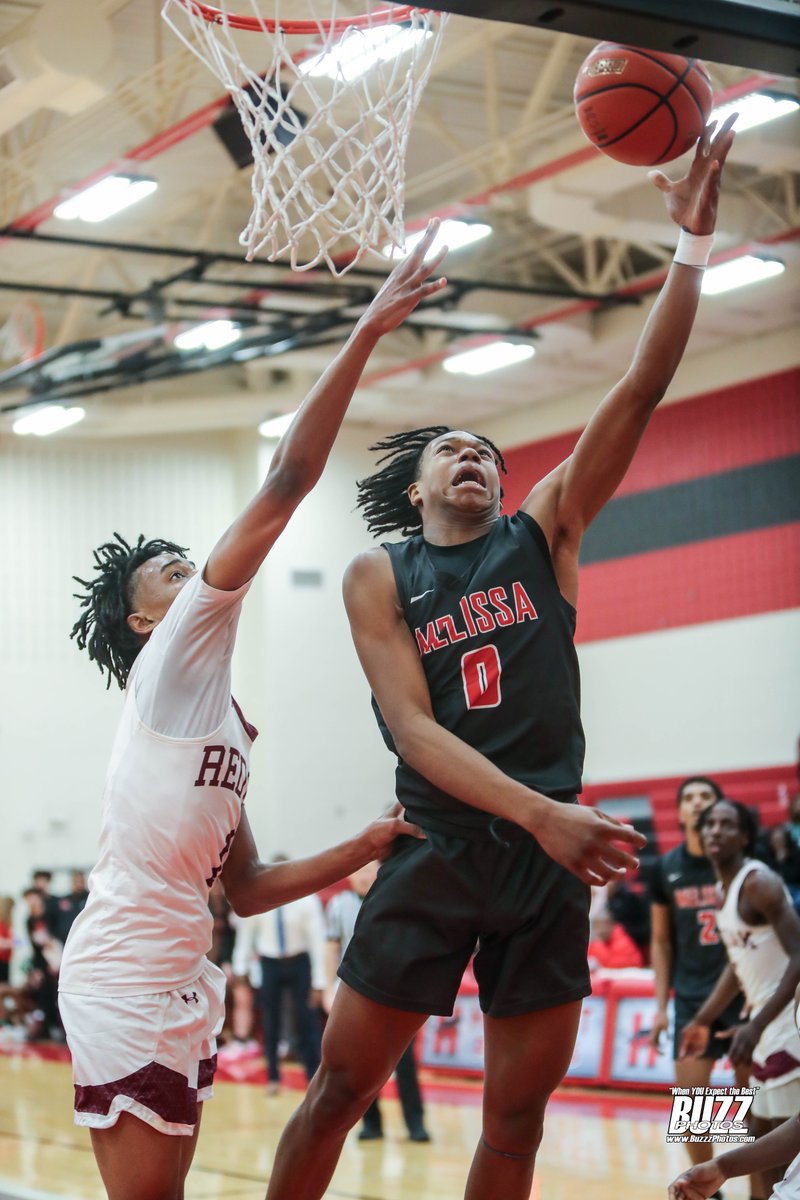 buzz_cory's tweet photo. The Melissa Cardinals began their 5A basketball playoff run at Dallas Hillcrest High School to face off against the Red Oak Hawks. Melissa won the close game 48-46 in front of an exuberant group of fans. They'll now play Longview in Area Round. @1MHSCardinals https://t.co/0XLAuxCevj