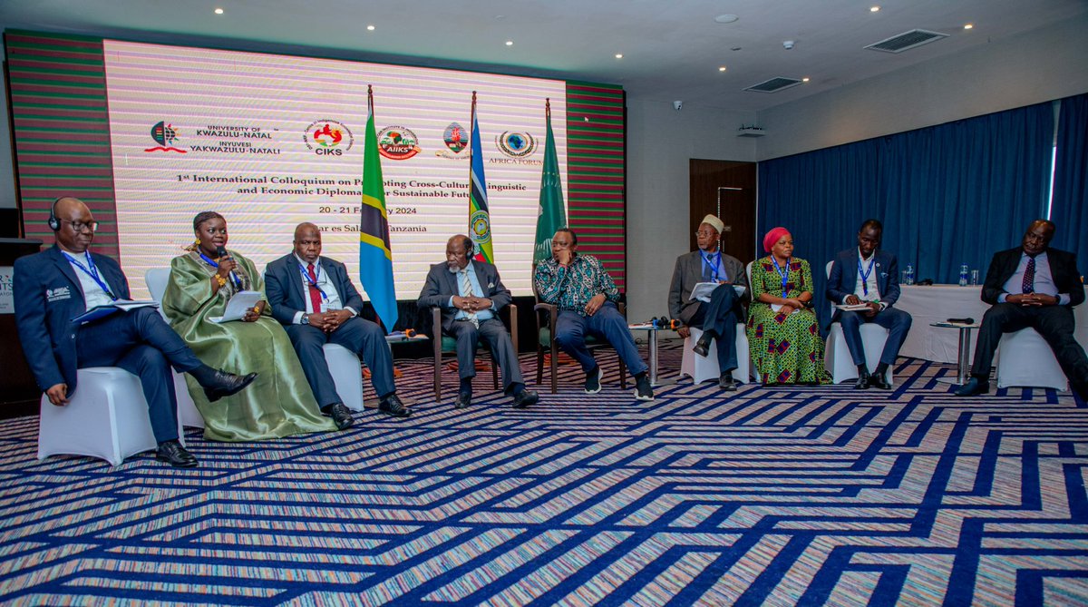 dmgetta's tweet photo. Honored to be part of initiative by the African institute in indigenous Knowledge  systems  with its hub at the University of KwaZulu-Natal: the Mwalimu Nyerere Professional Chair in Kiswahili , University of Dar es Salaam and the Forum for former heads of state  and Government. https://t.co/Hb1dnoIqiB