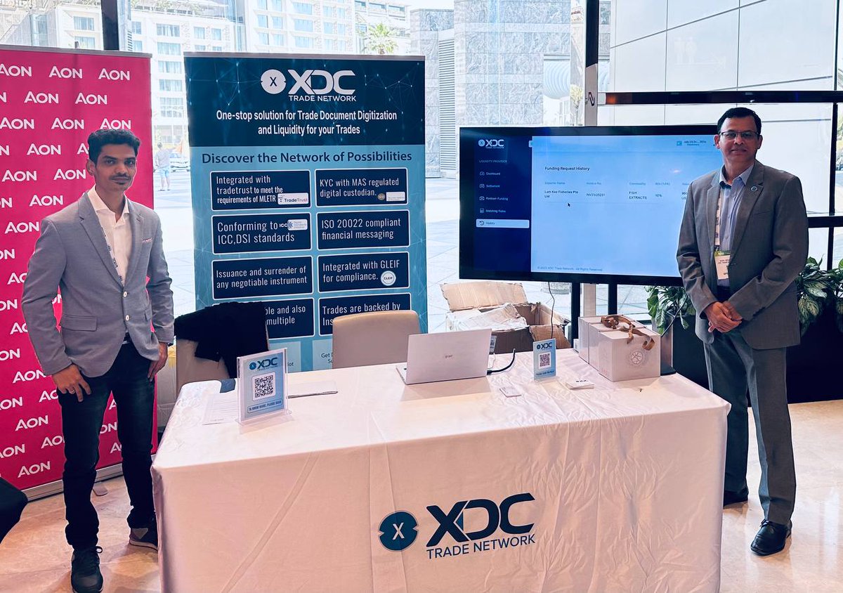 AnilChinchawale's tweet image. Another successful day unfolds at #GTRMENA2024! 🚀 #XDCNetwork continues to shine, diving deep into the future of #TradeTech and finance. Gratitude to our vibrant community for engaging discussions! 🤝 #WeAreXDC #BuildOnXDC @SunilSenapatiGo @XinFin_Official @AndreCasterman #XDC