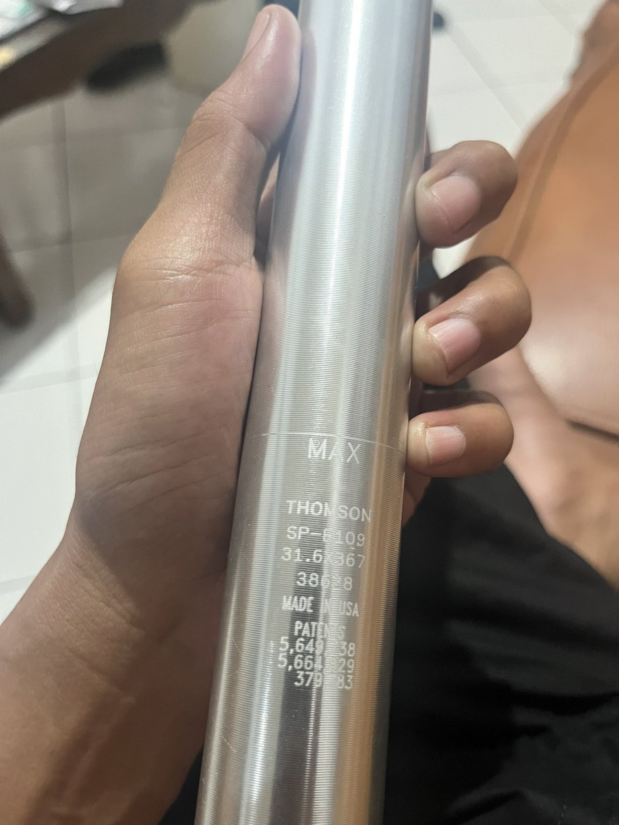 alikhoriri's tweet photo. WTS
Paket Seatpost + Stem  Thomson Elite
Seatpost Thomson Silver 31.6
Stem Thomson Black 110x10deg
Jual Sepaket 2.500K

#fnfjb https://t.co/256pB635Ae