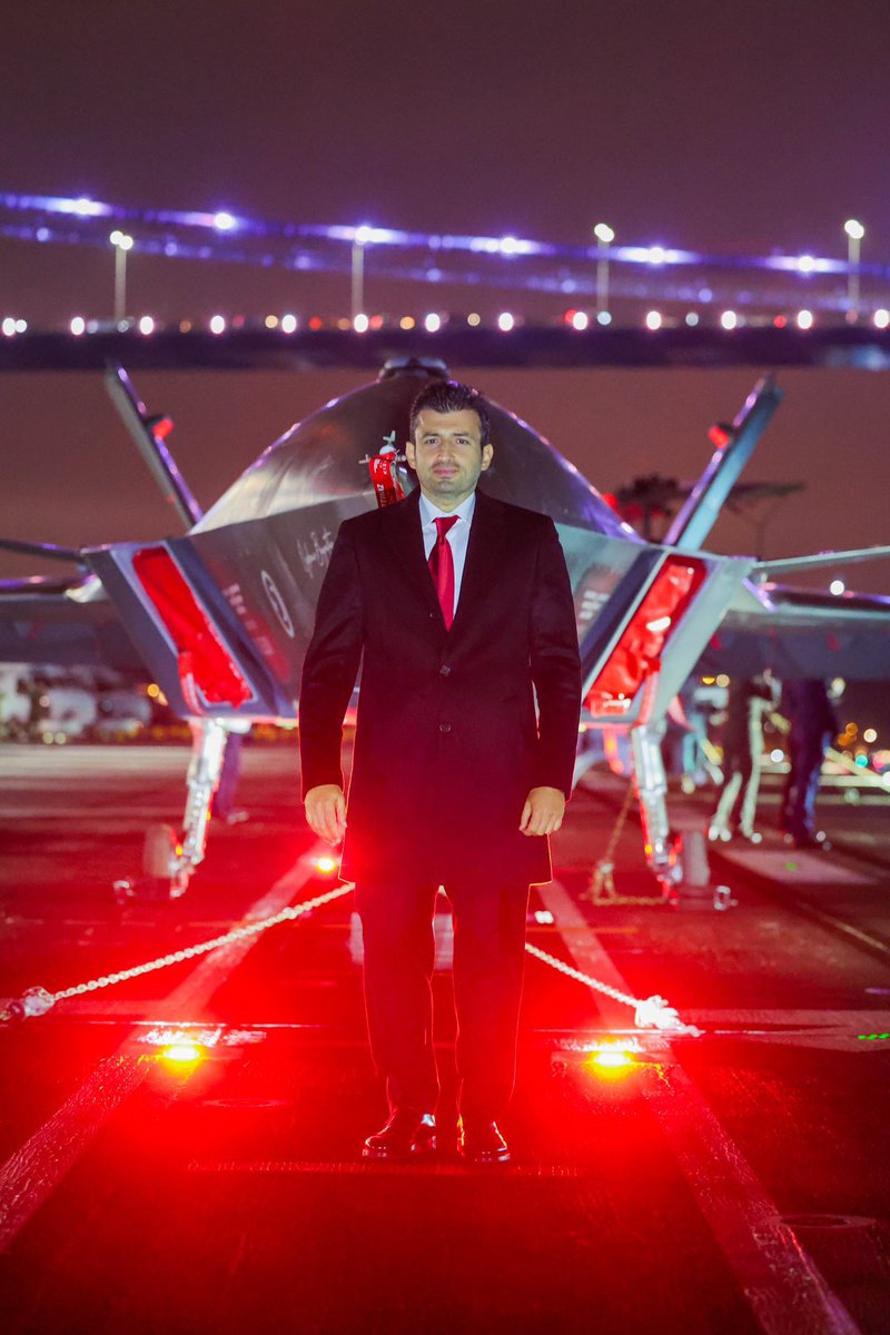 MustafaGoksen_'s tweet photo. @Selcuk @TUSAS_TR Allah Razı olsun Atanıza Rahmet iyiki varsınız ELHAMDÜLİLLAH 😢✈️⚓️🌍🚀🇹🇷🤲🤲🤲
#MilliTeknolojiHamlesi https://t.co/1ShcrLNL9Q