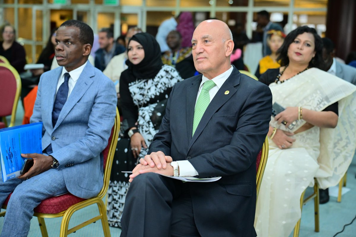 ECA_OFFICIAL's tweet image. #HappeningNow : @ECA_OFFICIAL en partenariat avec l'Ambassade du #Bangladesh 🇧🇩 et ses partenaires du #Multilinguisme célèbrent  #InternationalMotherLanguageDay2024 sous le thème : « L'éducation multilingue est un pilier de l'apprentissage intergénérationnel ».