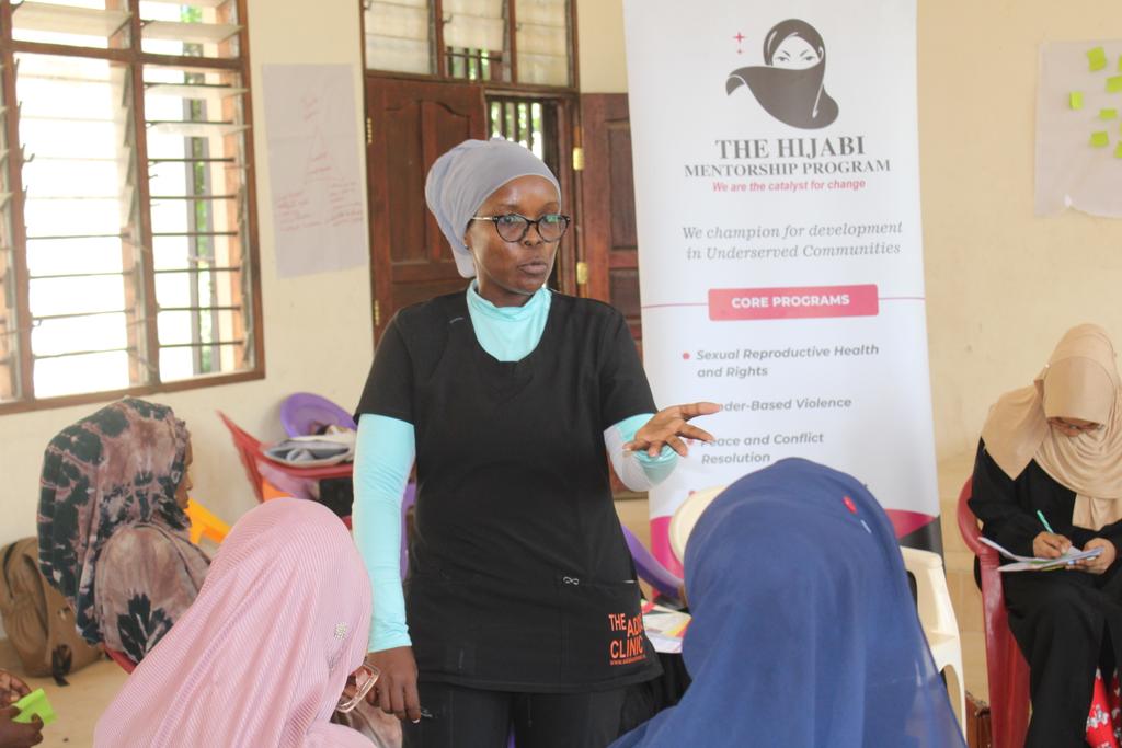 Thehijabimento1's tweet photo. @CREAWKenya @FranceinKenya THMP underscores the importance of supporting GBV survivors with holistic care. Through counseling sessions, we equip women and girls with essential tools to manage stress, prioritize mental health, and navigate challenges with resilience. #Decid'Her #PISSCA https://t.co/pqdlOJMcuD