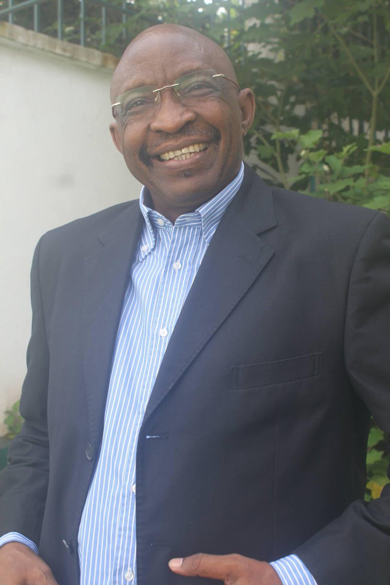 Thread - Il y a 3 ans mourrait Bernard NJONGA 

Ça fait mal de voir tous ces hommes et femmes qui se sont battus pour le Cameroun mourir sans même voir poindre à l’horizon l’ombre du changement. Le changement pour lequel ils se sont battus toute leur vie .