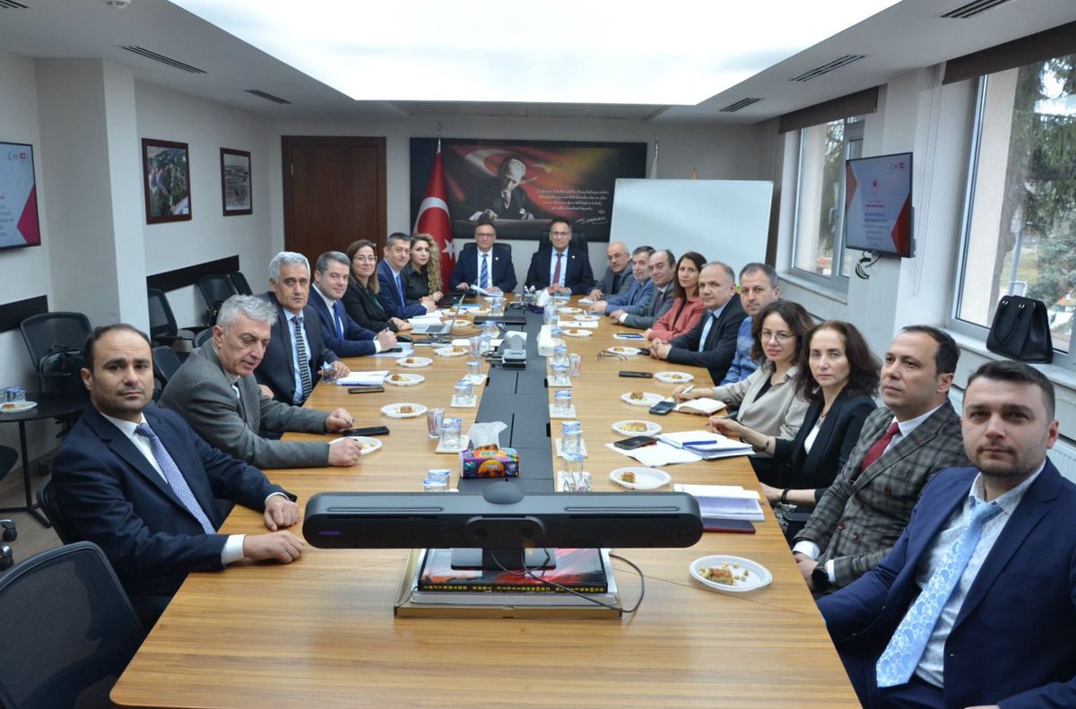 dsi_7_blgmd's tweet photo. TAKK Dairesi Başkanı Aydın Sağlık ve Bölge Müdürümüz Köksal Buğra Çelik başkanlığında mutabakat toplantısı düzenlenmiş olup, 2024 Yılı Mutabakat Toplantıları başarıyla tamamlamıştır. https://t.co/lJS9uBC1V8
