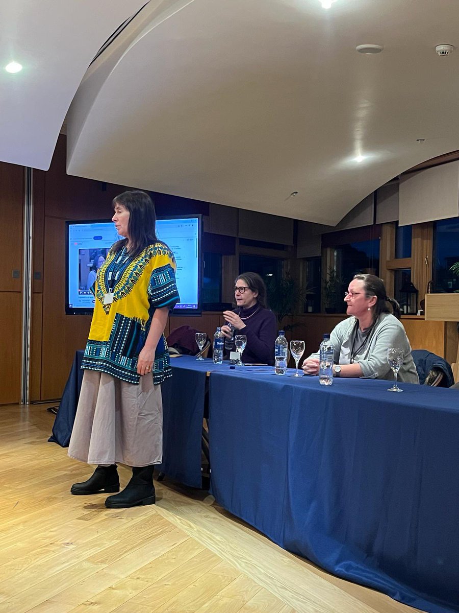 Beautiful community event celebrating the power of plant medicine at the Scottish Parliament last night. Dedicated to the might Jake Llewellyn. #thankyouplantmedicine @pauline4glasgow @Scot_PsychRes @recoveringjust1 @Kagsfaesax