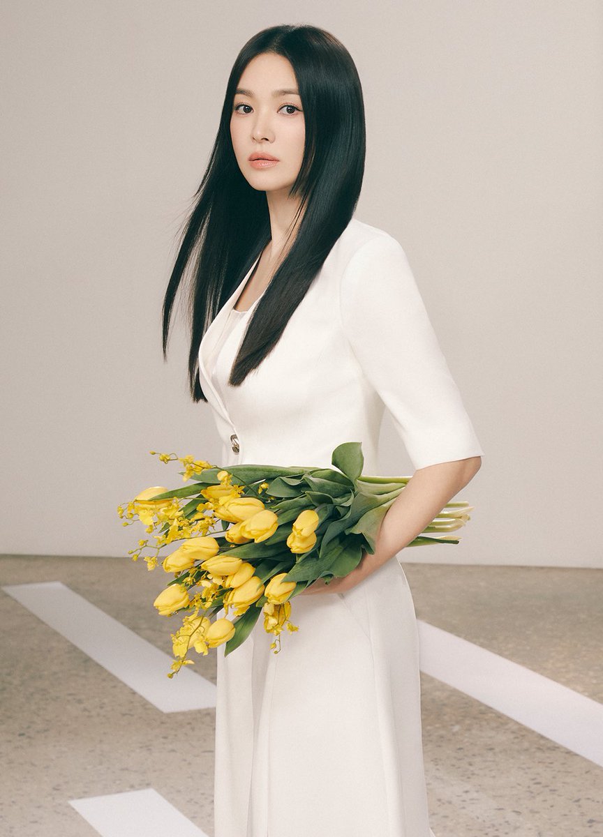 songhyekyo_THA's tweet image. #SongHyeKyo 👗#michaachannel

2024 Spring Collection

• Spring On The Road •

#songhyekyo #ซงฮเยคโย #송혜교