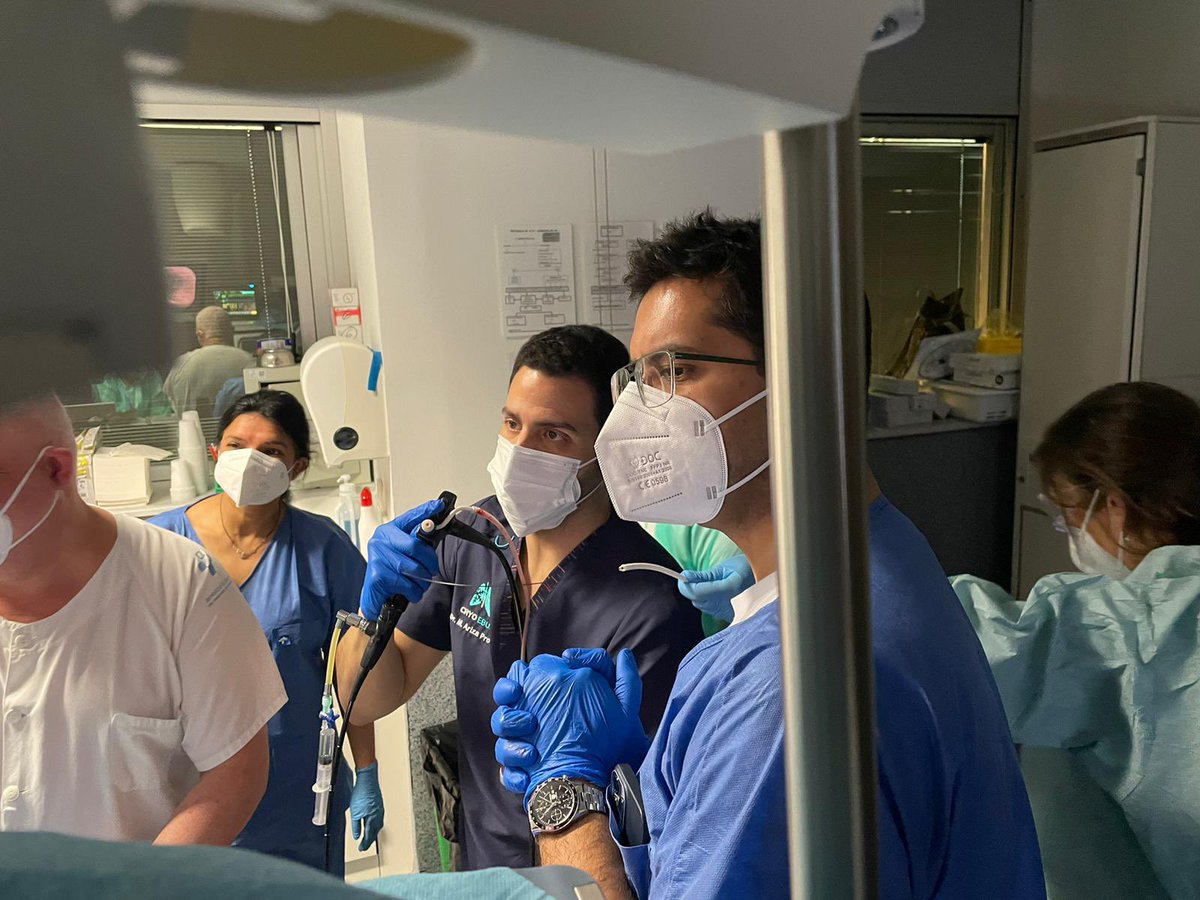 leicschestdoc's tweet photo. Huge thanks to the fantastic👌@MiguelAriza83 &amp; @jpallaresneumo  and their team for hosting a really insightful workshop on the tips, tricks &amp; troubleshooting in performing successful ❄️🫁🔬 #CryoEBUS- look forward to our onward collaboration 🇪🇸🇬🇧 https://t.co/PaiXHio1UF