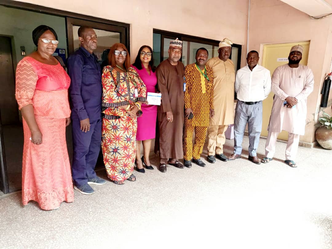 misnofficial's tweet photo. Mr. Joseph Achede, Director of the Federal Ministry of Education, hailed the project as a commendable effort to celebrate educational excellence. He emphasized its role in elevating educational standards across Nigeria, signaling a promising step towards improving the country's https://t.co/tJtnhmDBz9