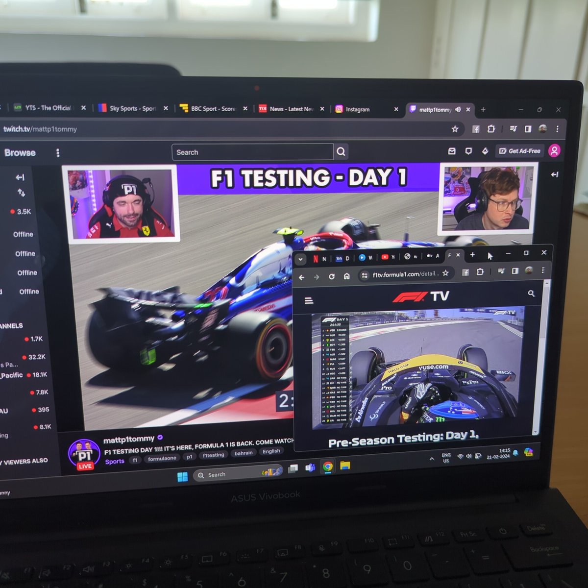 vdc1704's tweet photo. Best way to watch F1 Testing! https://t.co/aeIYTt7Lnx