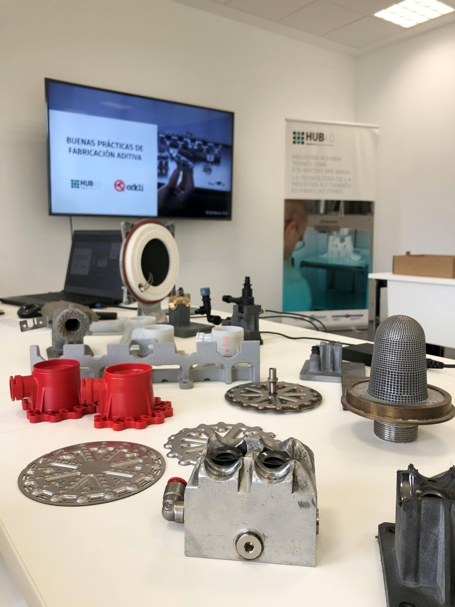 GoierriValley's tweet photo. [CAS] En la jornada de buenas prácticas de impresión 3D, @orkligroup nos ha enseñado cómo están aprovechando la impresión 3D en aplicaciones que van desde utillajes para producción, montajes y control de calidad, hasta prototipado rápido y prototipados funcionales e I+D. https://t.co/8THVOIpLXI
