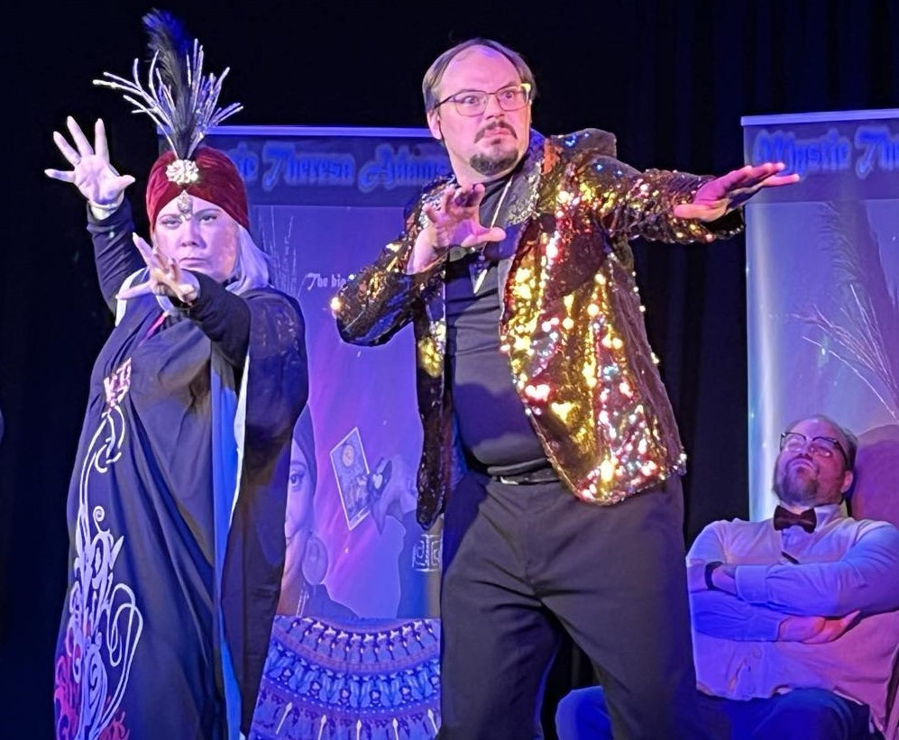 The Northern Comedy Theatre (@comedynorthern) on Twitter photo DOING THE DEAD by <a href="/spicerd/">David Spicer</a> coming to <a href="/QuestorsTheatre/">The Questors Theatre</a> Ealing, 18th-20th April. Guaranteed to raise your spirits! Book here: northerncomedytheatre.com/doing-the-dead DOING THE DEAD by <a href="/spicerd/">David Spicer</a> coming to <a href="/QuestorsTheatre/">The Questors Theatre</a> Ealing, 18th-20th April. Guaranteed to raise your spirits! Book here: northerncomedytheatre.com/doing-the-dead