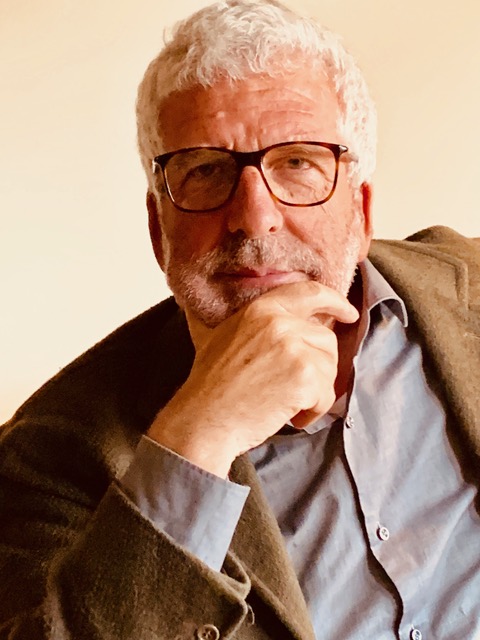 "El descubrimiento de mi propia vejez ha sido el acontecimiento más inesperado de mi vida." Gregorio Luri
#silverlifestyle
Entrevista enlace en perfil