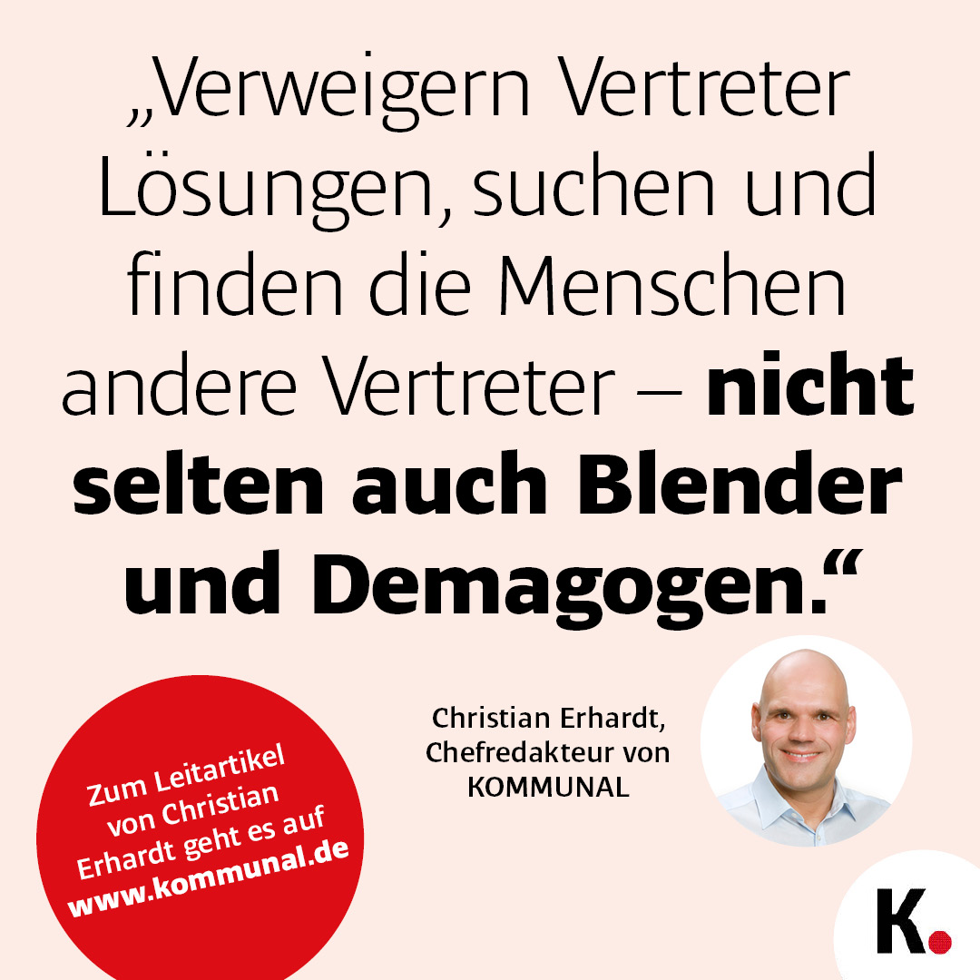 Wenn sich der Kampf gegen #Rechtsextremismus nur auf #Proteste beschränkt, ist er sinnlos. Was die Menschen wollen, sind pragmatische #Lösungen.' Mein neuer Leitartikel zeigt 2 Mutmacher aus der #Kommunalpolitik, die machen statt meckern. kommunal.de/entfremdung-ve…