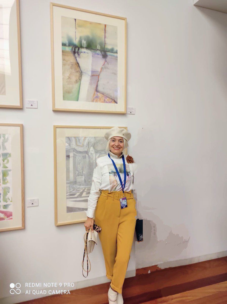 "Nuestra propia experiencia marca la percepción que tenemos del tiempo. El tiempo sin alma, sin el sentir, 'no existe'. De ahí su liquidez para con nosotr@s." Conchi Ororbia
#silverlifestyle
Entrevista enlace perfil