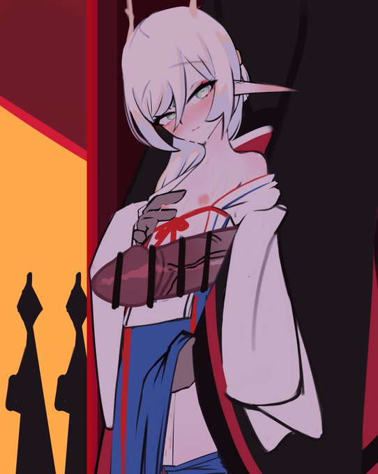 帝がど田舎の山中で暮らしてたらしい妙な妖を献上した所気に召して側に置いてから時折物陰に妖を連れ込んで何かしているやつ 