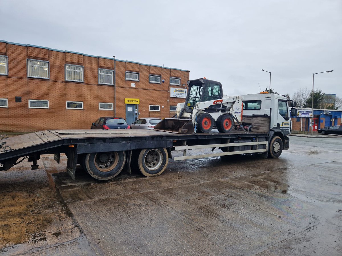 Busy Wednesday here at Huskisson with another #Bobcat skidsteer going out on hire to a customer 👍 #bobcat731 #skidsteer #Skidsteerloader