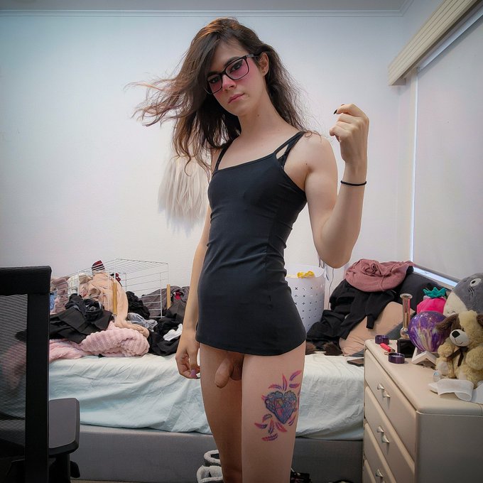 Ah yes the old house with the small room https://t.co/STwSwUh3bq<a href="/tag/mvsales"class="tags"><span>#mvsales</span></a>