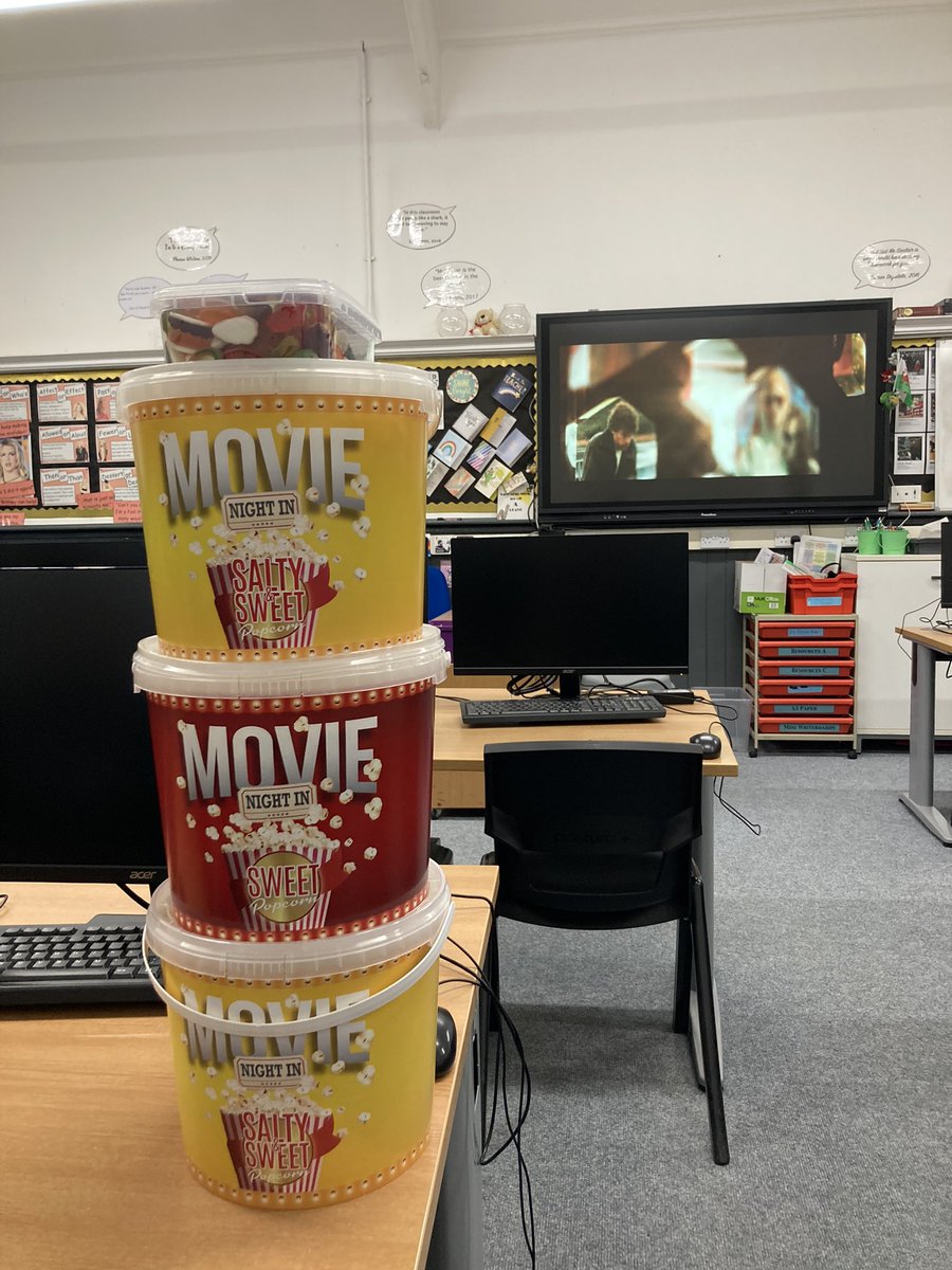 MediaYdb's tweet photo. Y Llyfrgell/The Library Suicides viewing with Media 12! #grabthepopcorn #mediastudies @EurosLyn https://t.co/hpwaLxLi9A