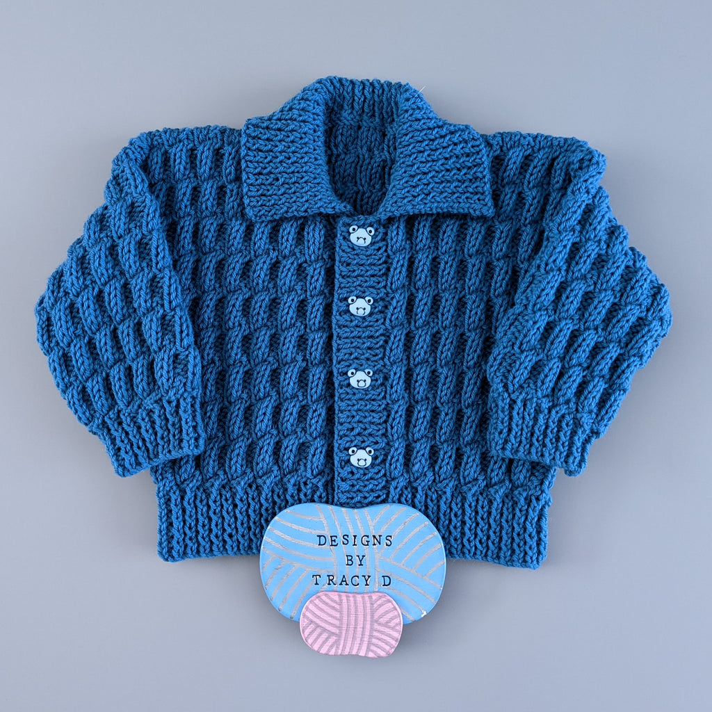 DesignsByTracyD's tweet photo. 😍 146 Dave unisex  - Download 😍 

This knitting pattern is available as a PDF via digital download as well as a posted paper copy.

👉 https://t.co/hhCjj3OdQX

#knitting #crochet #knittingpatterns #babyknitting https://t.co/tnYxvHw1RT